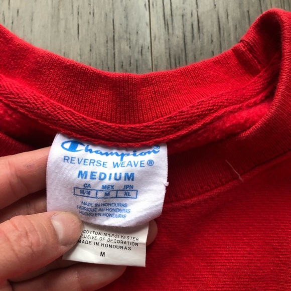 Reverse Weave Champion Red Crewneck - Picture 7 of 7